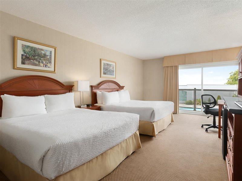 Days Inn By Wyndham Лондон Екстер'єр фото
